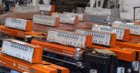 Flat & Angle Change 9 Spindles Glass Straight-Line Edge Polishing Machine